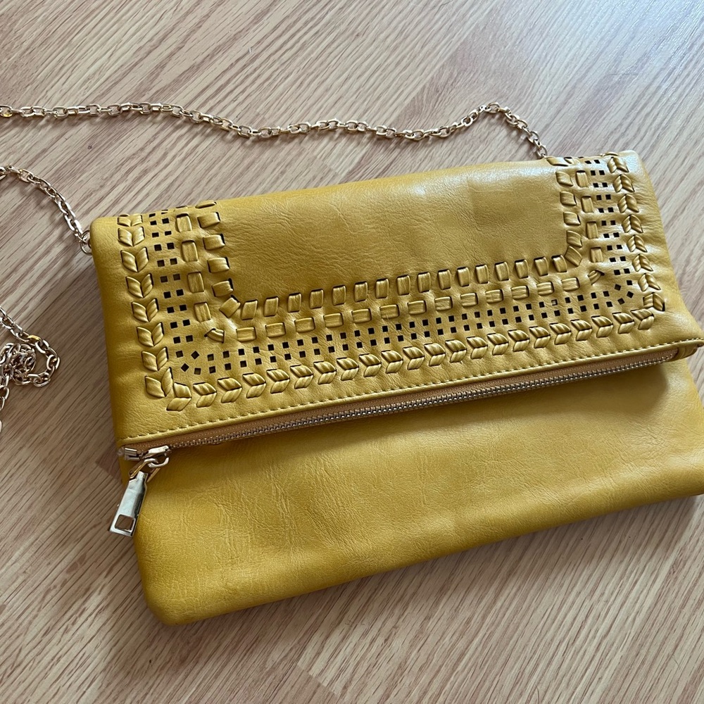 Stitch Fix Victoria Woven Detail Clutch (new)